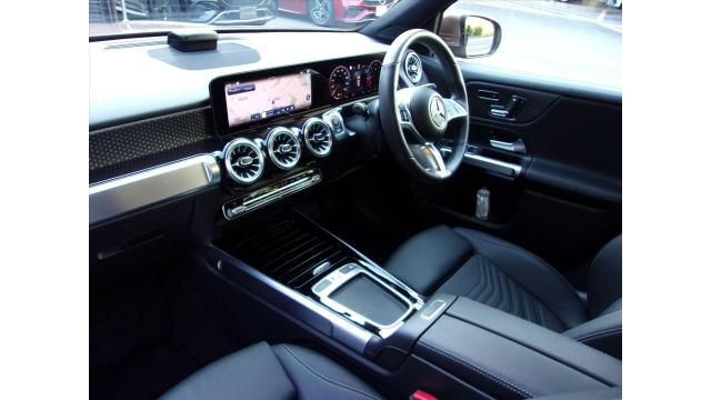 GLB200 d 4マチック