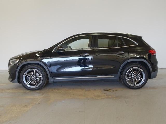 GLA200 d 4MATIC AMGライン ナビゲーションパッケージ