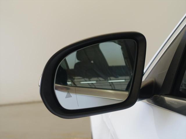 C200 4MATIC ステーションワゴン アバンギャルド AMGライン レザーエクスクルーシブパッケージ・レーダーセーフティパッケージ