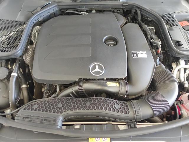 C200 4MATIC ステーションワゴン アバンギャルド AMGライン レザーエクスクルーシブパッケージ・レーダーセーフティパッケージ