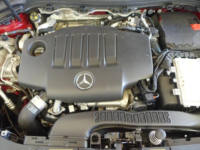 GLA200 d 4MATIC AMGラインパッケージ