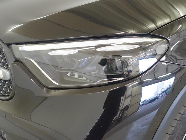 GLC220 d 4MATIC AMGラインパッケージ・AMGレザーエクスクルーシブパッケージ・ドライバーズパッケージ