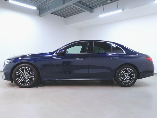 E300 エクスクルーシブ デジタルインテリアパッケージ レザーエクスクルーシブパッケージ