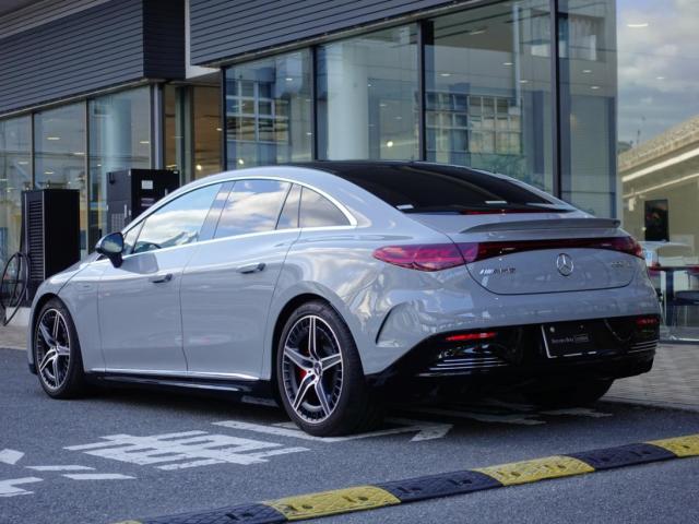 EQE53 4マチックプラス デジタルインテリアパッケージ エクスクルーシブパッケージ エナジャイジングパッケージ