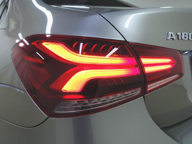 A180 スタイル セダン AMGライン レーダーセーフティーパッケージ ナビゲーションパッケージ