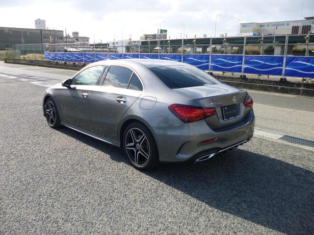 A200 d セダン AMGラインパッケージ AMGレザーエクスクルーシブパッケージ