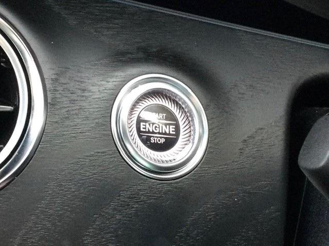 E200 ステーションワゴン スポーツ AMGラインインテリアパッケージ エクスクルーシブパッケージ