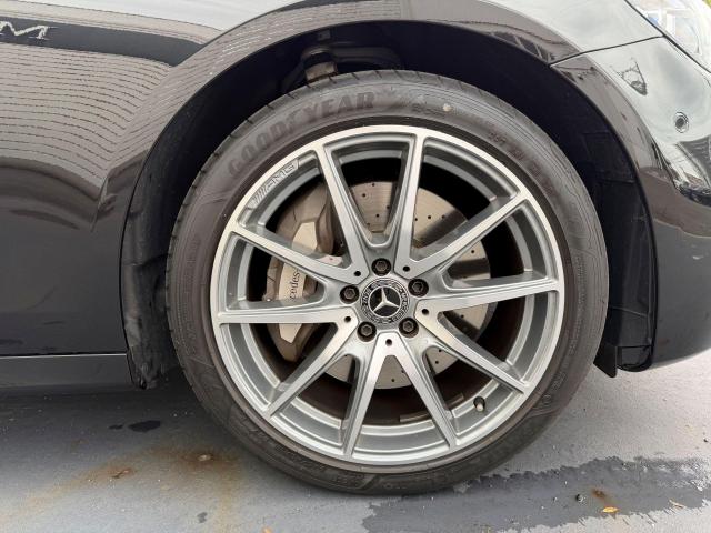 E300 ステーションワゴン スポーツ エクスクルーシブパッケージ