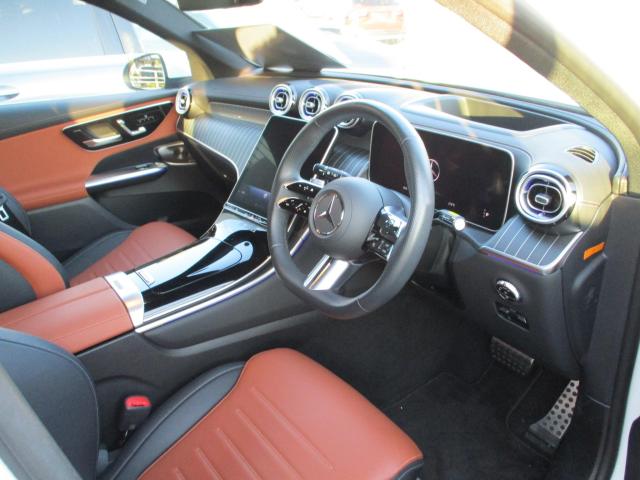 GLC220 d 4マチック AMGラインパッケージ AMGレザーエクスクルーシブパッケージ ドライバーズパッケージ