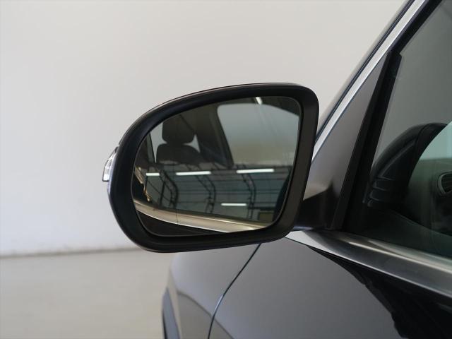 GLA200 d 4MATIC AMGライン AMGレザーエクスクルーシブパッケージ・アドバンスドパッケージ・ナビゲーションパッケージ