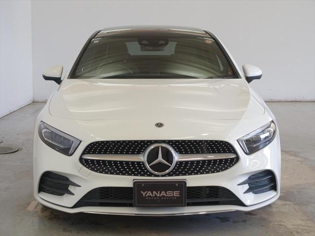 A180 スタイル セダン AMGライン AMGレザーエクスクルーシブパッケージ・レーダーセーフティパッケージ・アドバンスドパッケージ・ナビゲーションパッケージ