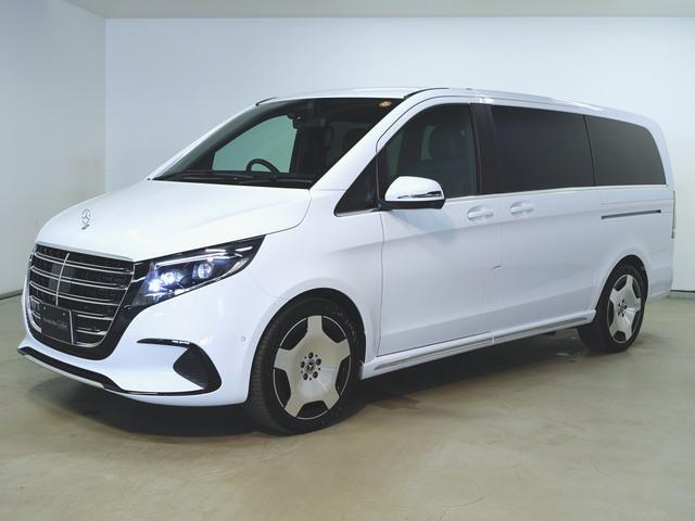 V220 d エクスクルーシブ ロング プラチナスイート