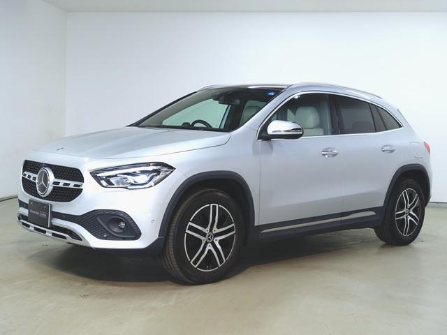 GLA200 d 4マチック ナビゲーションパッケージ アドバンスドパッケージ レザーエクスクルーシブパッケージ