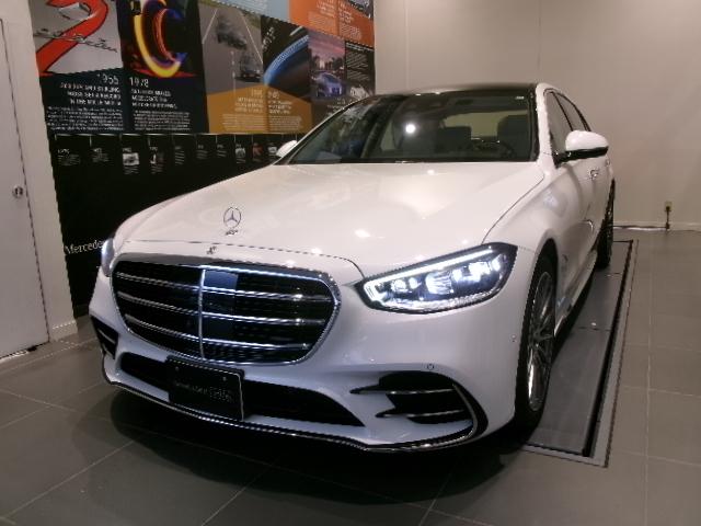 S500 4マチック AMGラインパッケージ リアコンフォートパッケージ ベーシックパッケージ ドライバースパッケージ レザーエクスクルーシブパッケージ MBUXリアエンターテイメントシステムパッケージ