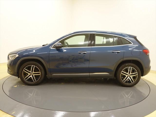 GLA200 d 4マチック レザーエクスクルーシブパッケージ