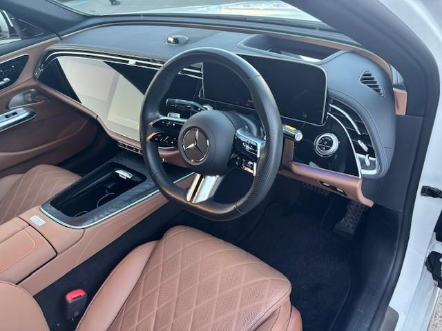 E200 アバンギャルド AMGラインパッケージ レザーエクスクルーシブパッケージ アドバンスドパッケージ デジタルインテリアパッケージ