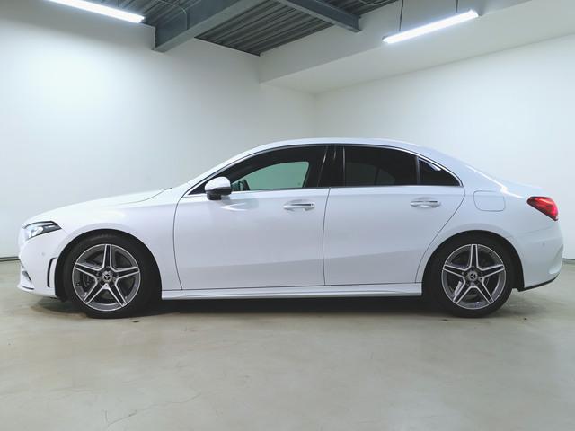 A250 4マチック セダン AMGライン AMGレザーエクスクルーシブパッケージ アドバンスドパッケージ レザーエクスクルーシブパッケージ ナビゲーションパッケージ