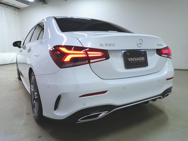A250 4マチック セダン AMGライン AMGレザーエクスクルーシブパッケージ アドバンスドパッケージ レザーエクスクルーシブパッケージ ナビゲーションパッケージ