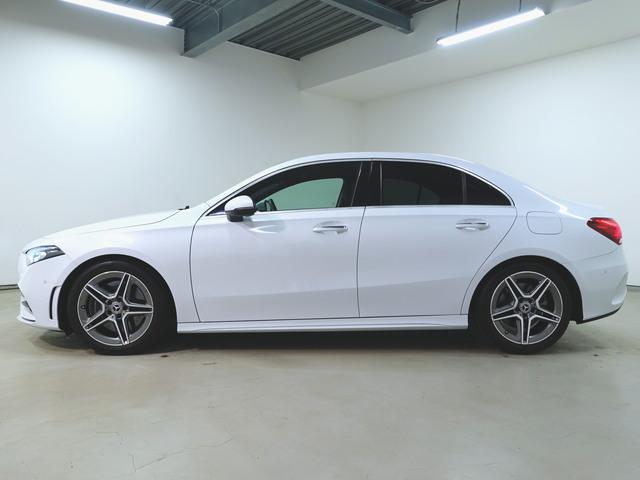 A250 4マチック セダン  AMGライン  AMGレザーエクスクルーシブパッケージ  アドバンスドパッケージ  レーダーセーフティパッケージ  ナビゲーションパッケージ