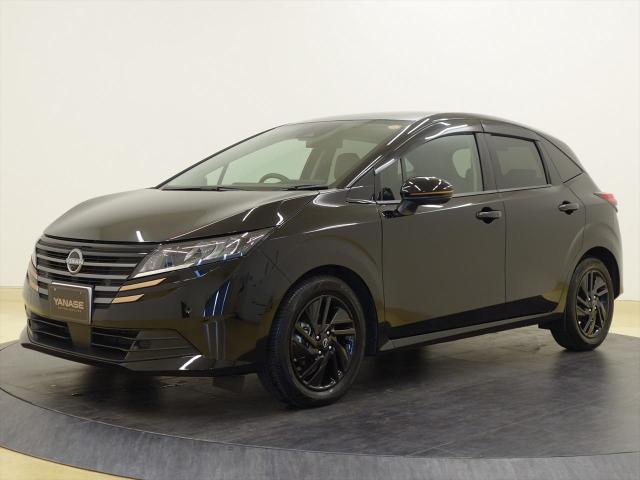 日産 ノート X 90周年記念車