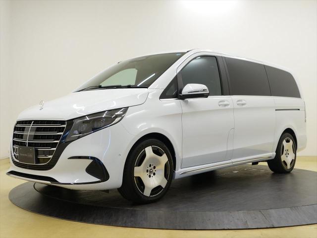 V220 d エクスクルーシブ ロング プラチナスイート