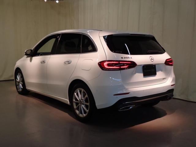 B200 d レーダーセーフティパッケージ・ナビゲーションパッケージ