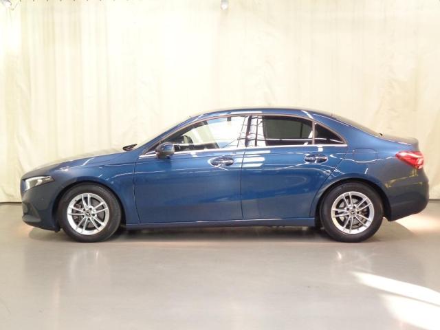 A200 d セダン レーダーセーフティパッケージ・ナビゲーションパッケージ