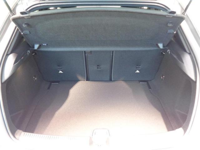 A180     AMGラインパッケージ・テレマティクスパッケージ