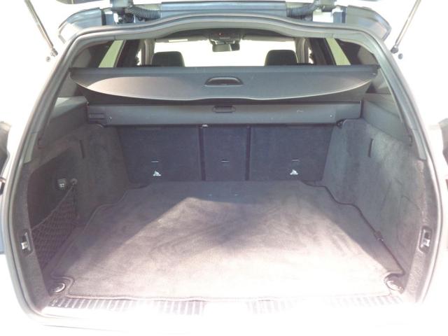 C220 d ステーションワゴン アバンギャルド AMGライン レザーエクスクルーシブパッケージ・レーダーセーフティパッケージ