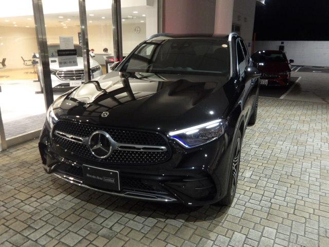 GLC220 d 4MATIC AMGラインパッケージ・AMGレザーエクスクルーシブパッケージ・ドライバーズパッケージ