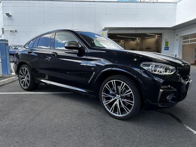 X4 M40i