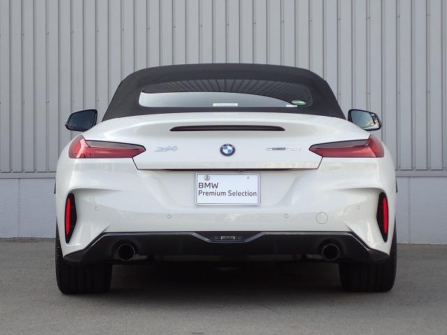 sDrive20i Mスポーツ