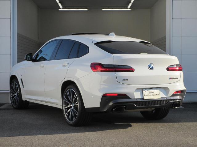 X4 M40i