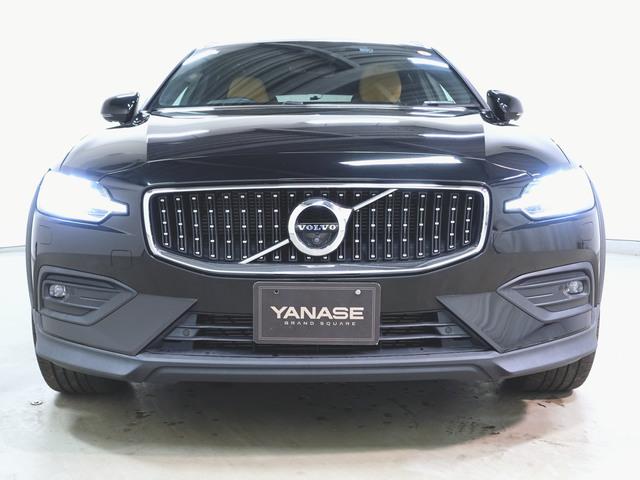 V60 クロスカントリー B5 AWD プロ