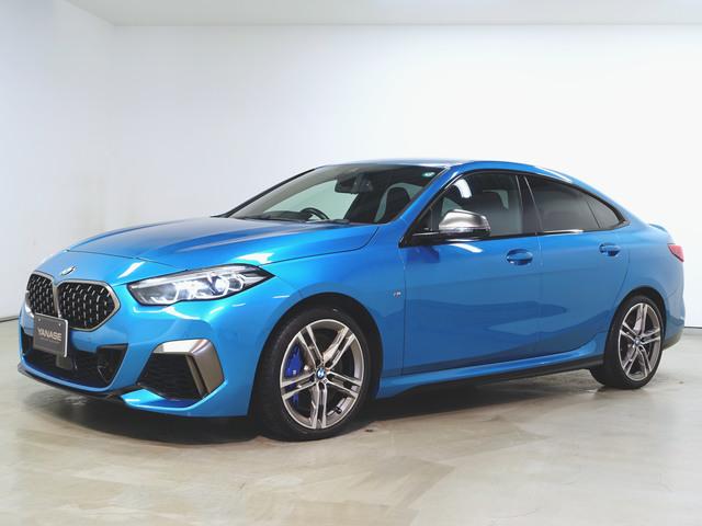 M235i xDrive グランクーペ