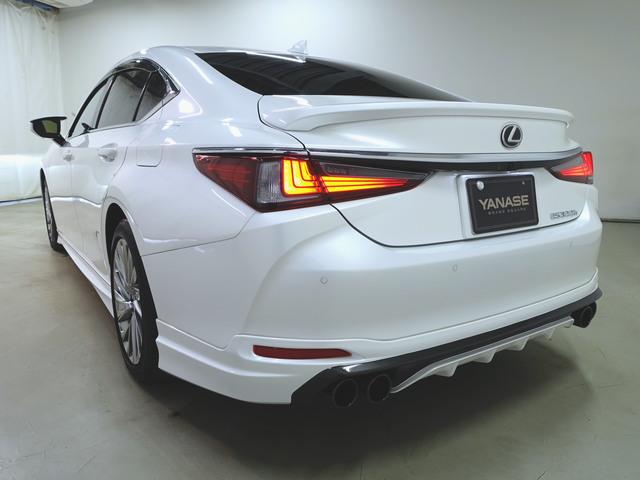 ES300h バージョンL