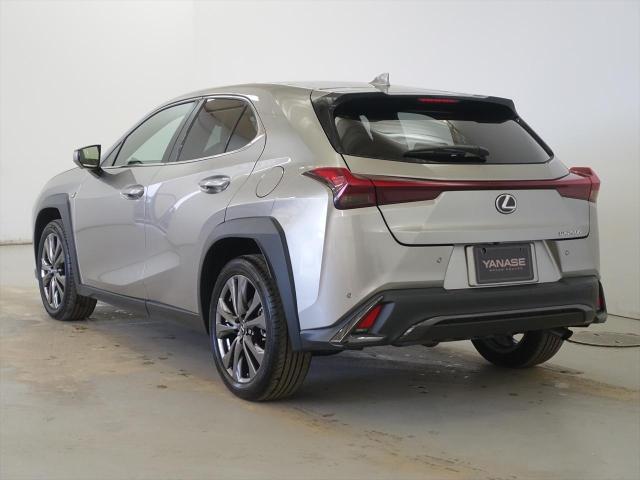 UX250h Fスポーツ