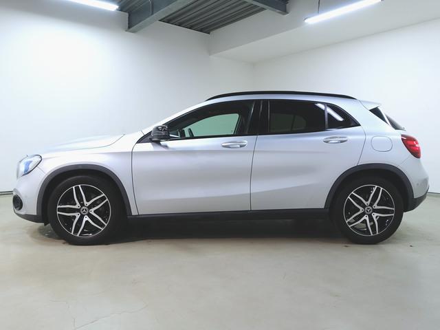 GLA250 4マチック レーダーセーフティーパッケージ レザーエクスクルーシブパッケージ