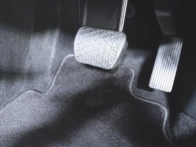 GLA250 4マチック レーダーセーフティーパッケージ レザーエクスクルーシブパッケージ