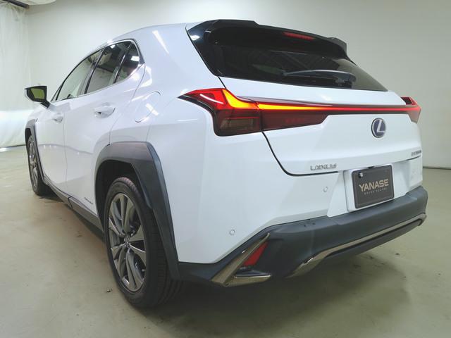 UX250h Fスポーツ