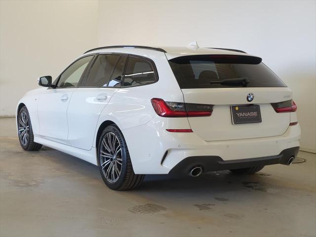 318i ツーリング  Mスポーツ