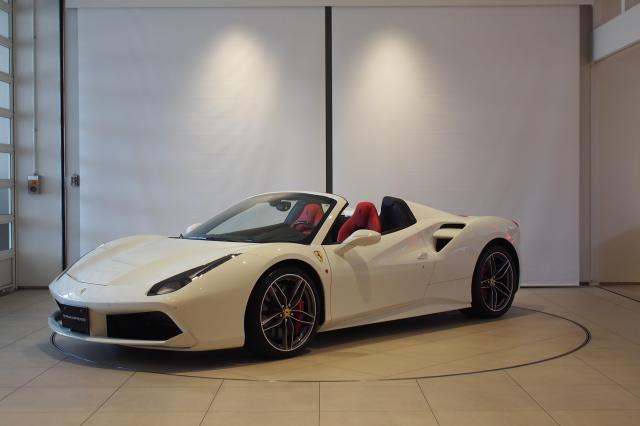 Ferrari 488 Spider