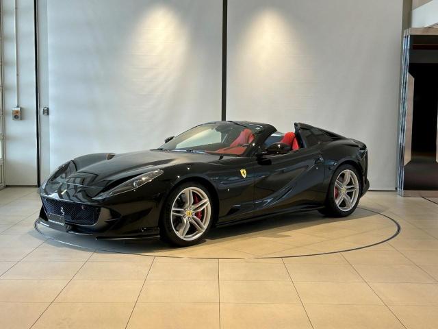 Ferrai 812 GTS