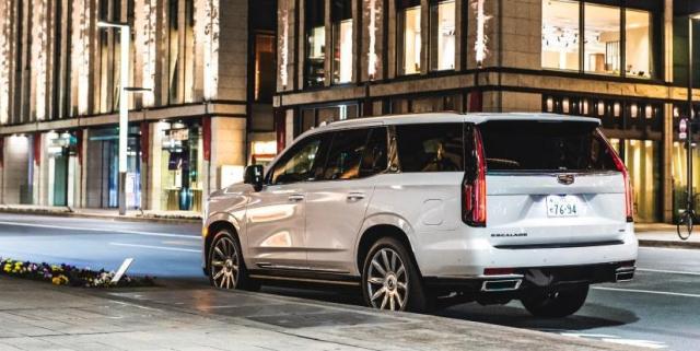 キャデラック エスカレード 25周年記念キャンペーン実施中 | 【公式