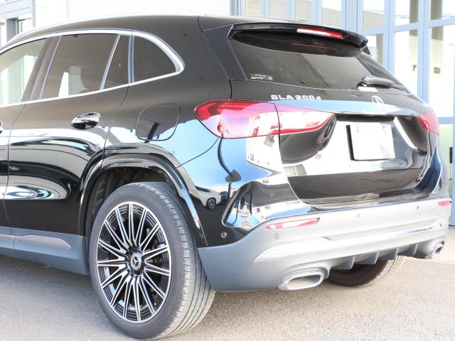 GLA200 d 4MATIC AMGラインパッケージ