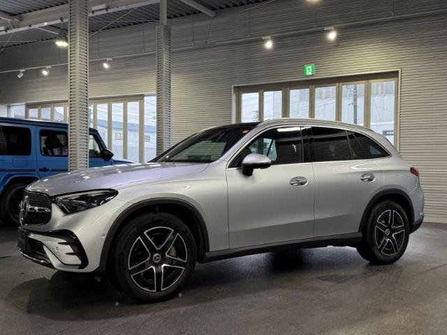 GLC220 d 4MATIC AMGラインパッケージ・AMGレザーエクスクルーシブパッケージ・ドライバーズパッケージ